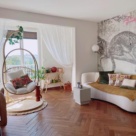 ואנב Rose Blossom Apartment In Paris מראה חיצוני תמונה