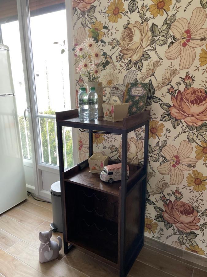 ואנב Rose Blossom Apartment In Paris מראה חיצוני תמונה